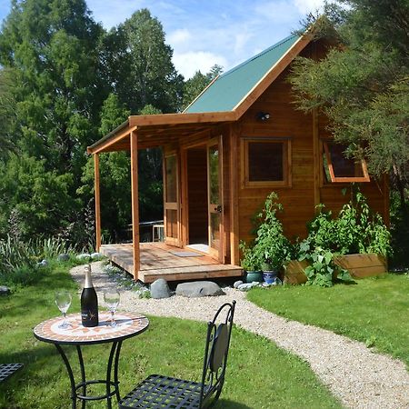 Sunrise Cabin At First Light Rangihaeata Retreat 타카카 외부 사진