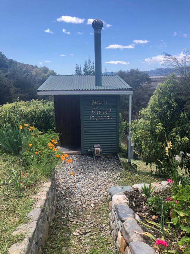 Sunrise Cabin At First Light Rangihaeata Retreat 타카카 외부 사진